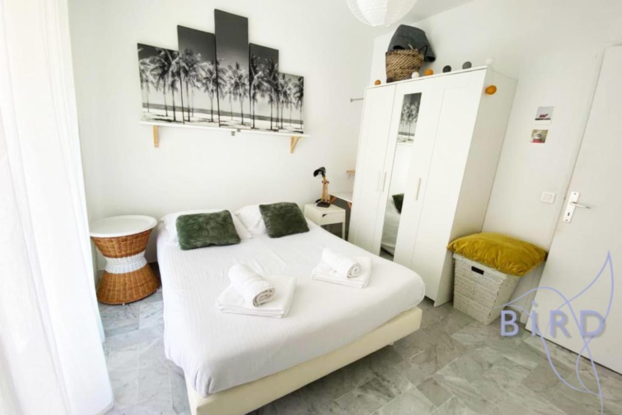 Bright Flat Near To The Beach & Harbor サン・ローラン・デュ・ヴァール エクステリア 写真